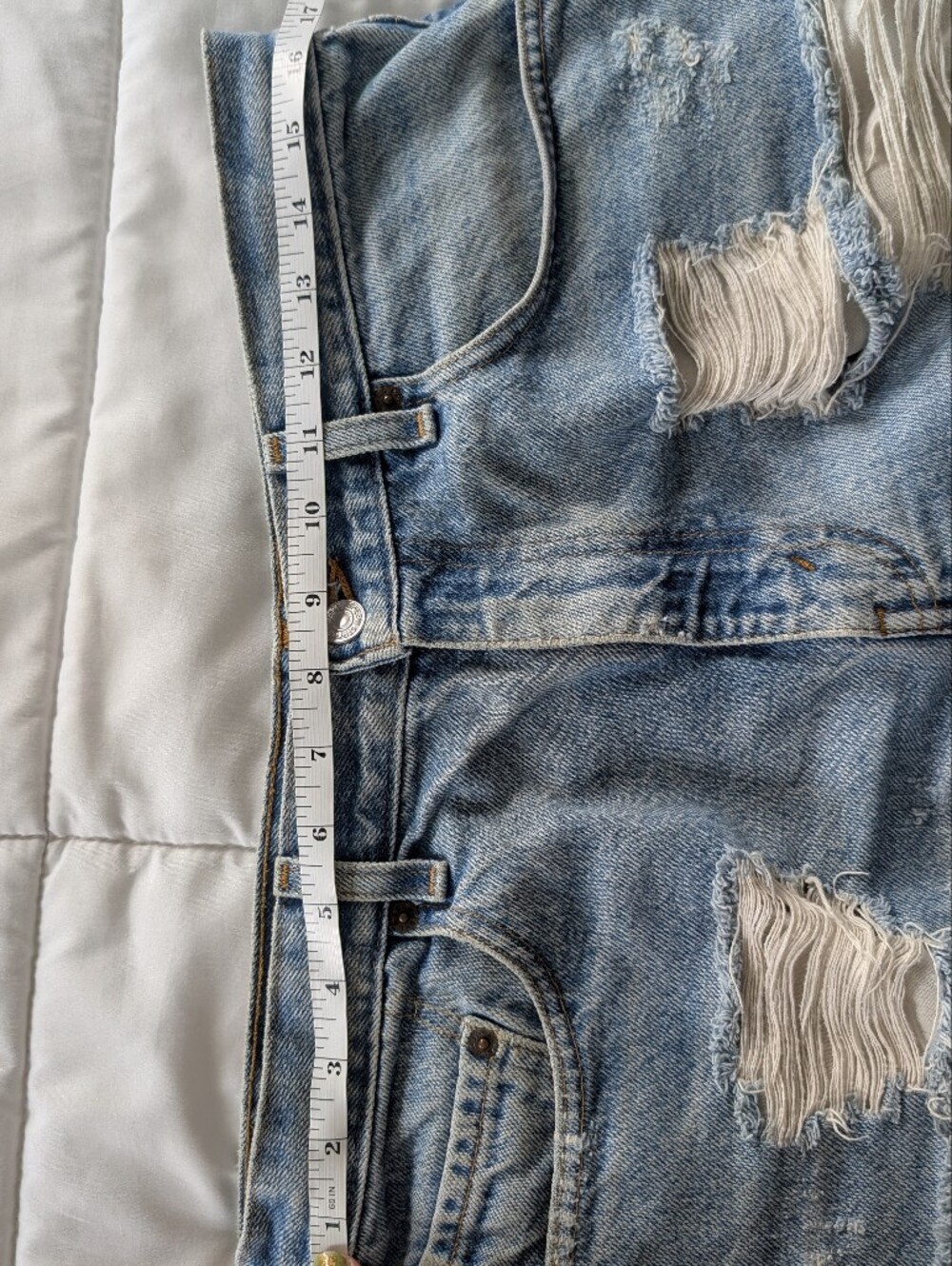 Women's Levis High Rise Distressed Shorts - Picture 5 of 6